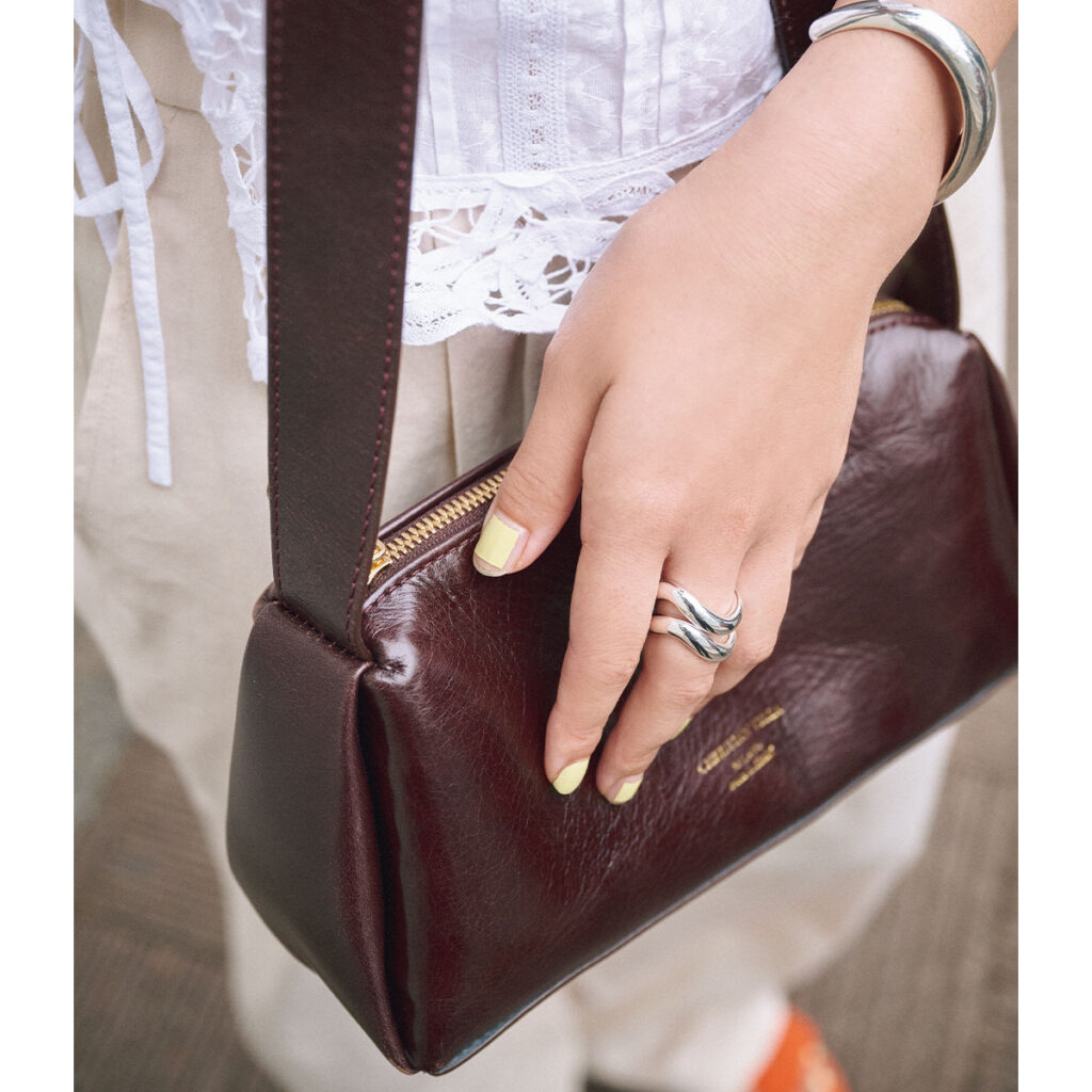 スクエアネイル