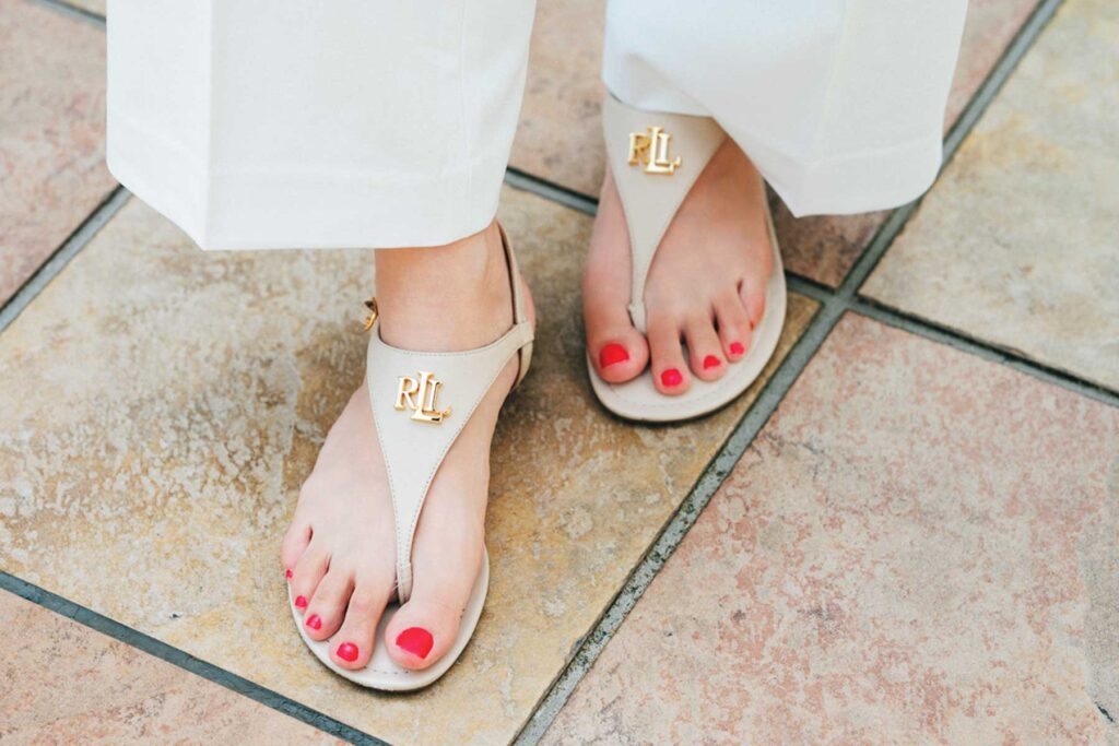 ラルフのサンダル