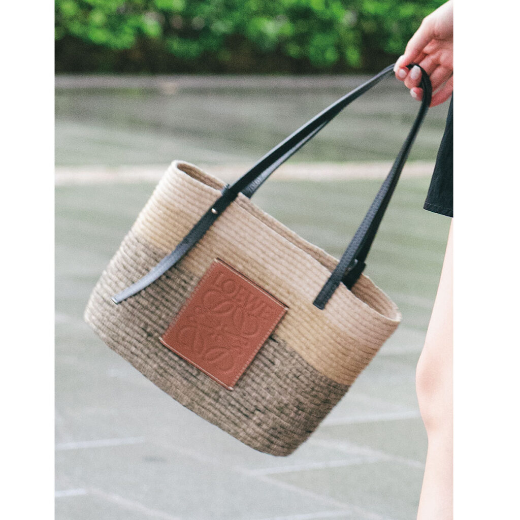 ロエベのかごバッグ