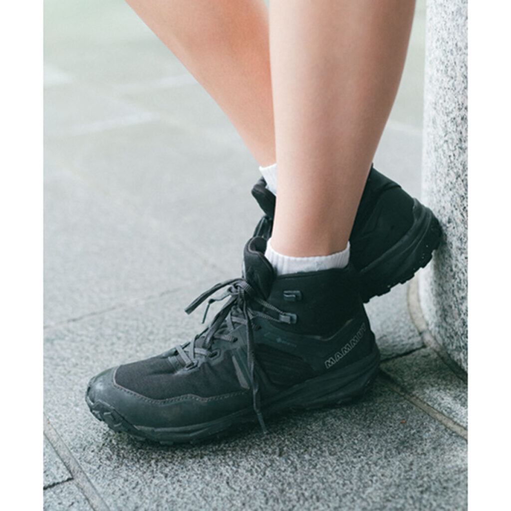 マムートのマウンテンシューズ