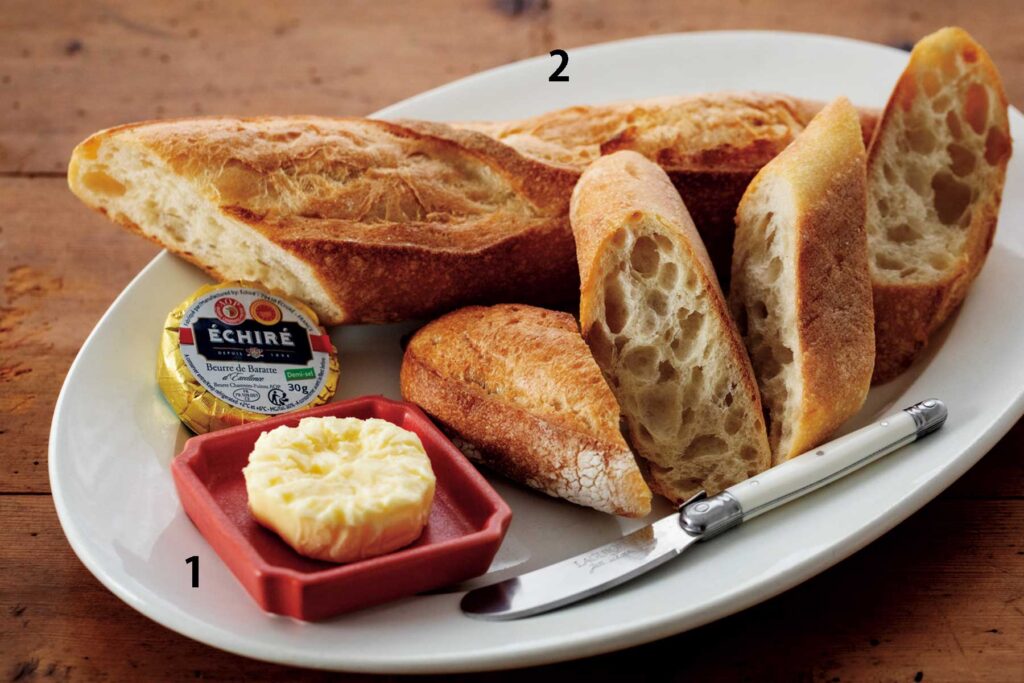 1.【ÉCHIRÉ】テーブルバター 2.【MAISON KAYSER】バゲットモンジュ
