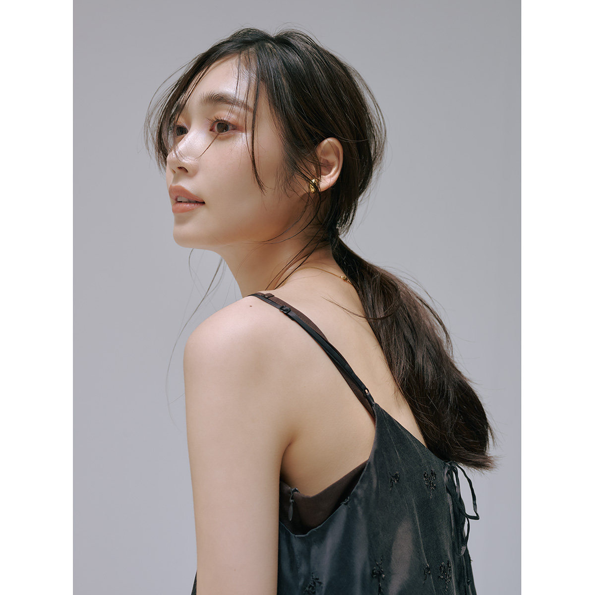 抜け感ポニテヘア