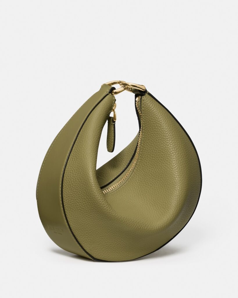 ニューヨーク・コスモス　バッグ Kate Spade's Spade Flower Quilted Crossbody Is a Must-Have