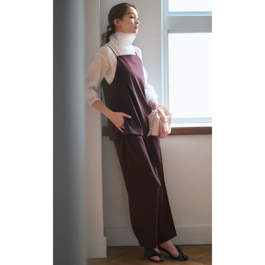 レイヤードテクを取り入れた冬の結婚式参列にふさわしい服装