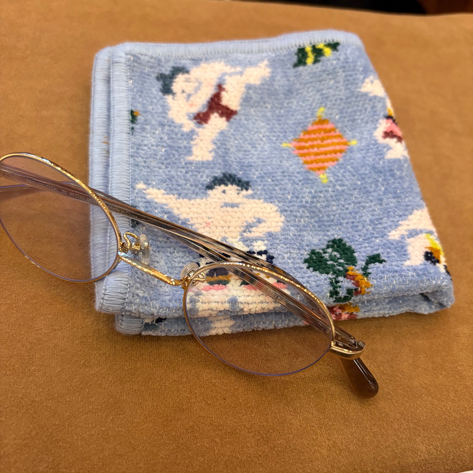 coachサングラス　フェイラーハンカチおまとめ FEILER MAGAZINE 詳細 | フェイラー(FEILER)オフィシャル