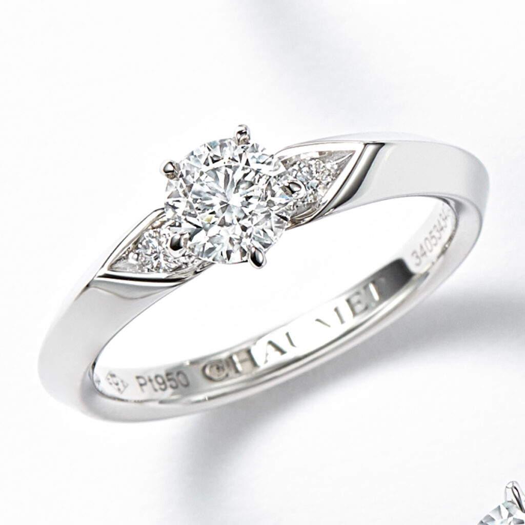 「セレナード」コレクション エンゲージメントリング