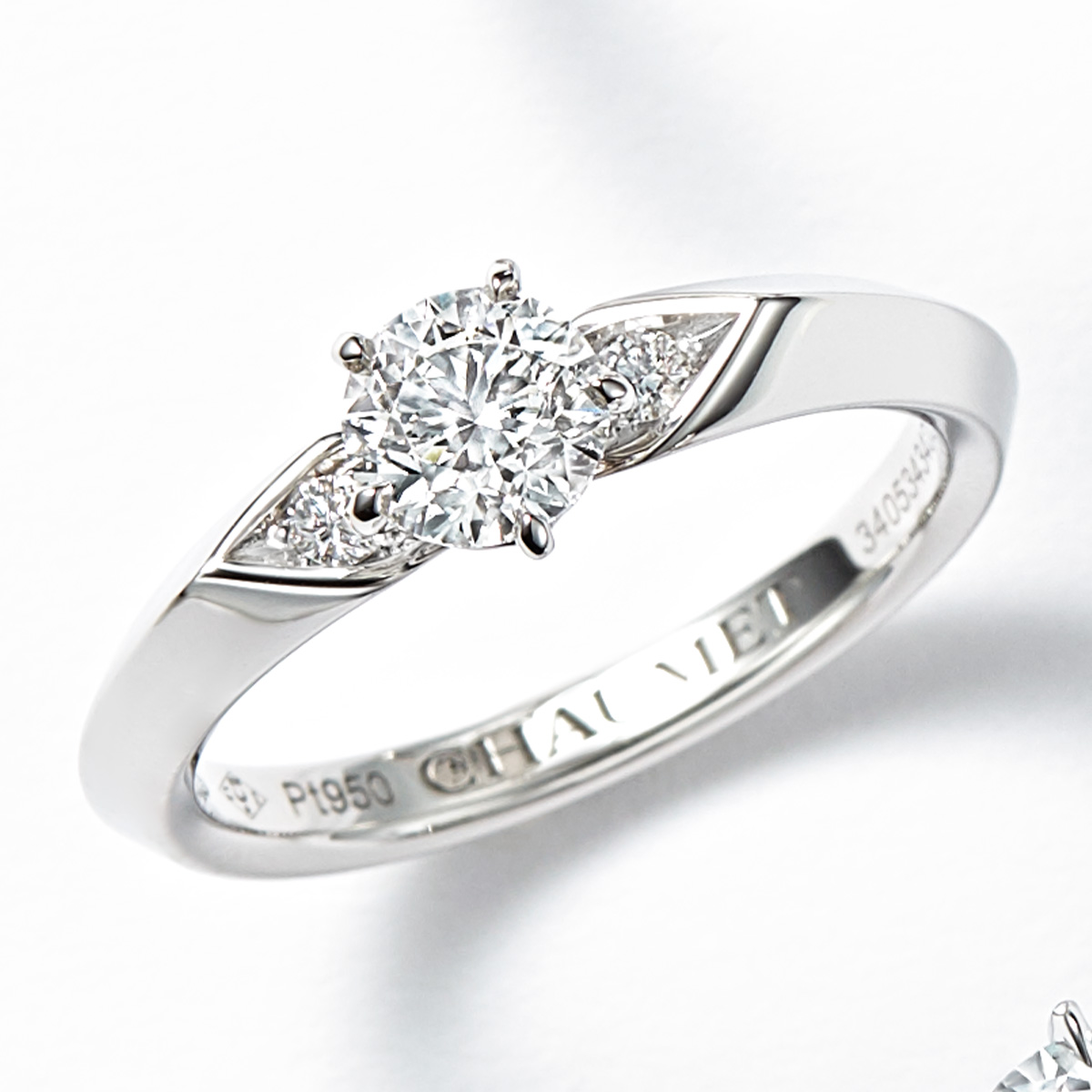 「セレナード」コレクション エンゲージメントリング