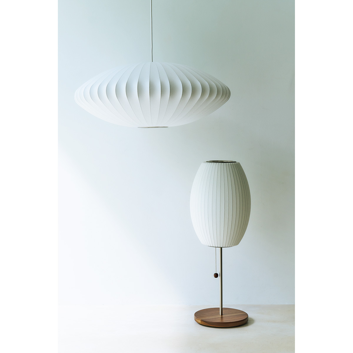 Herman Millerの〈ネルソンバブルランプ〉