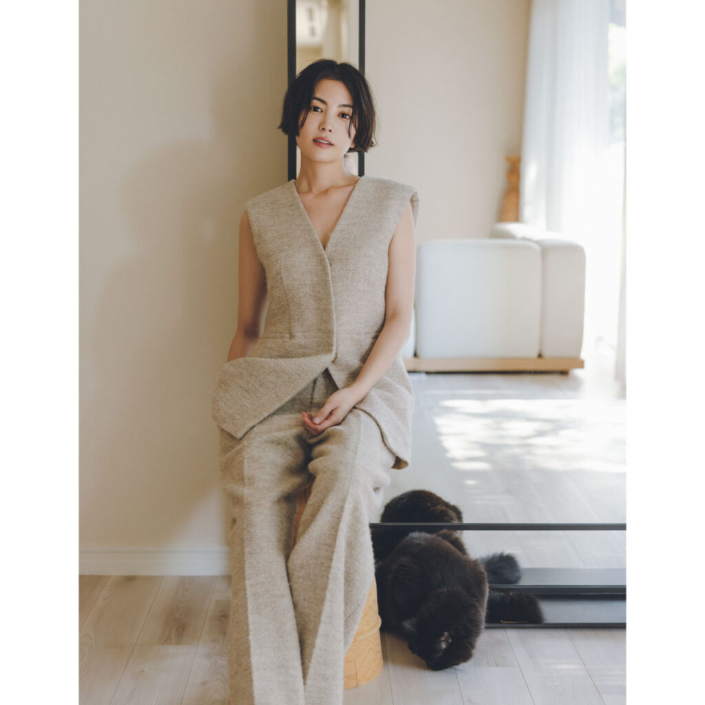 ジレとパンツのコーデ