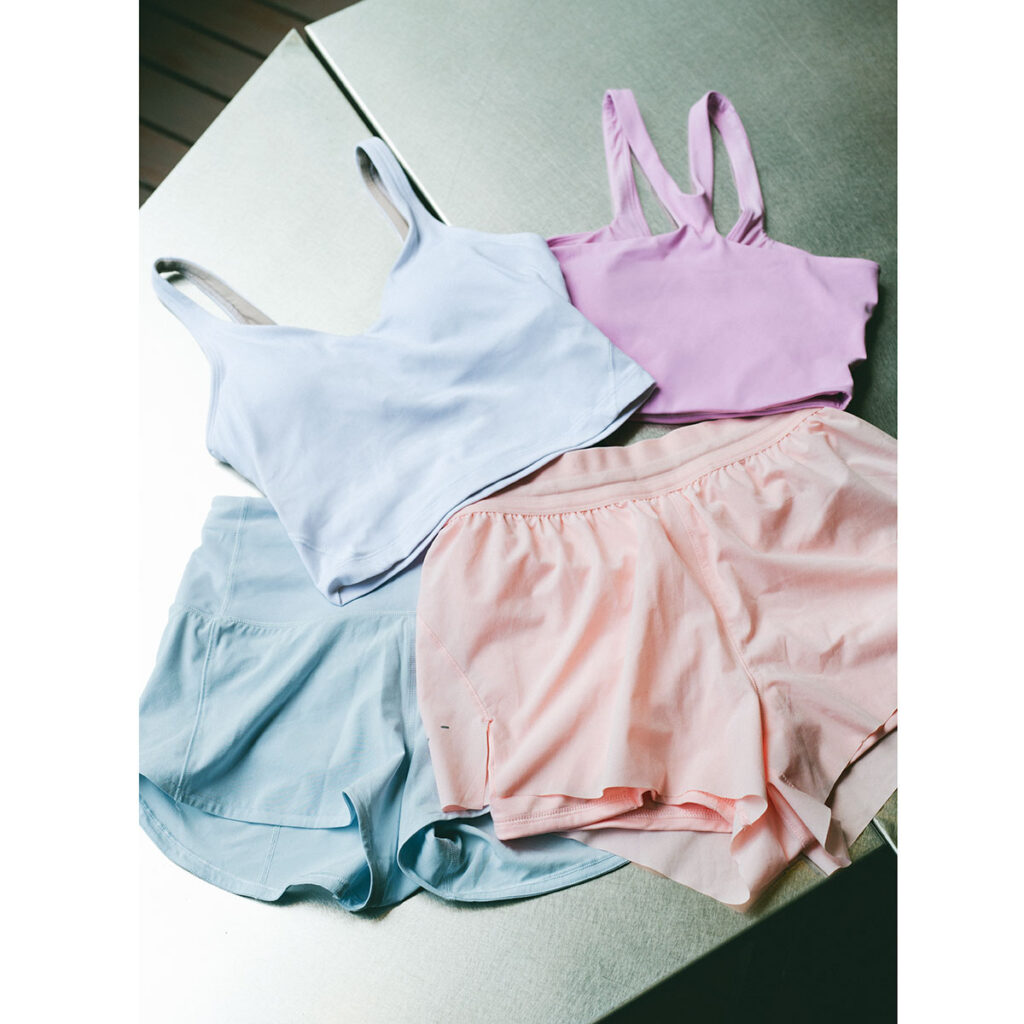 パステルカラーのウェア