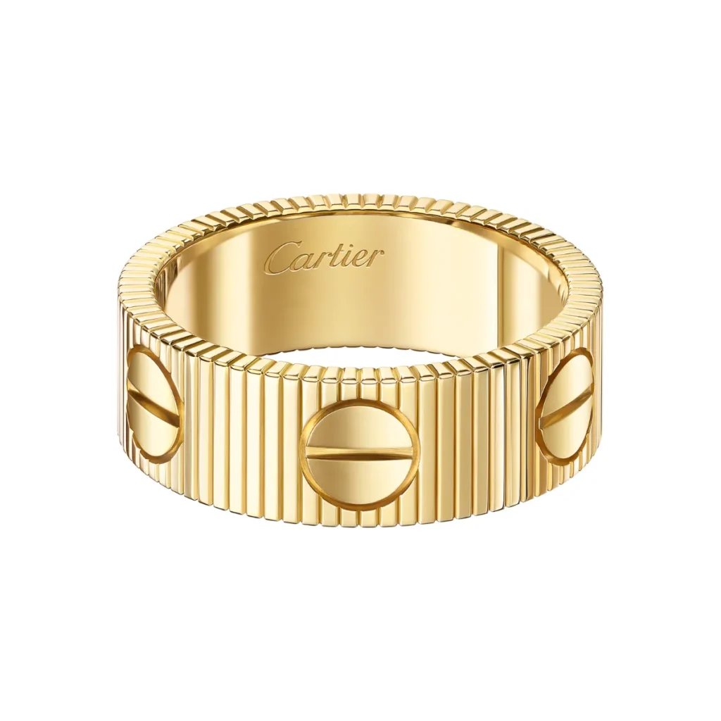カルティエの「LOVE アンリミテッド」リングのイエローゴールド。