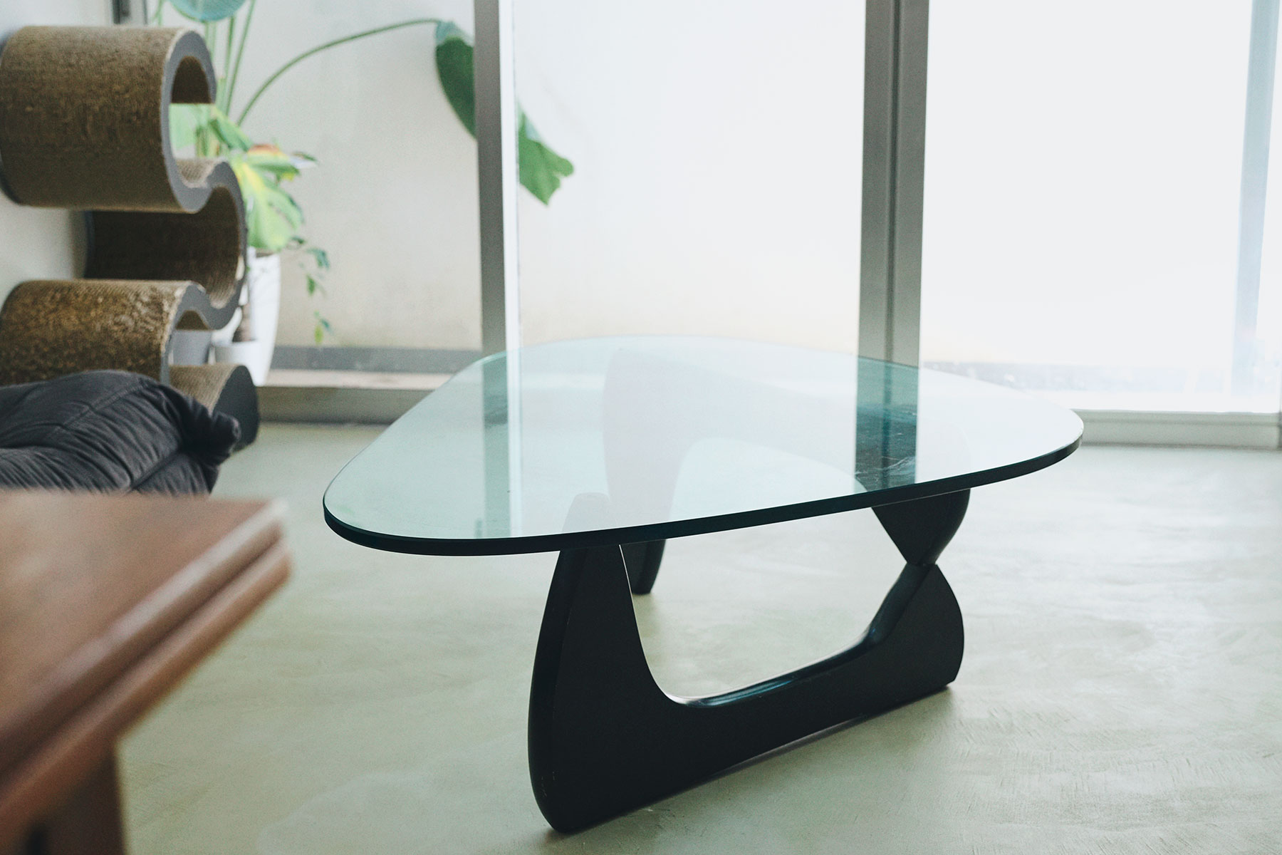 イサム・ノグチの「コーヒー テーブル」