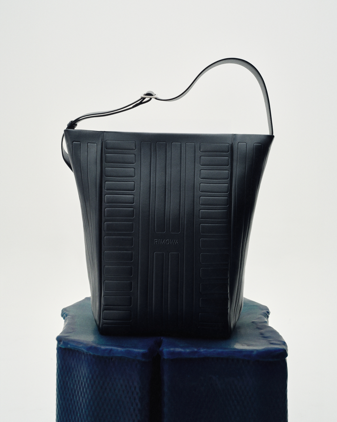 リモワ　RIMOWA　グルーヴ コレクション　Groove　ホーボーバッグ