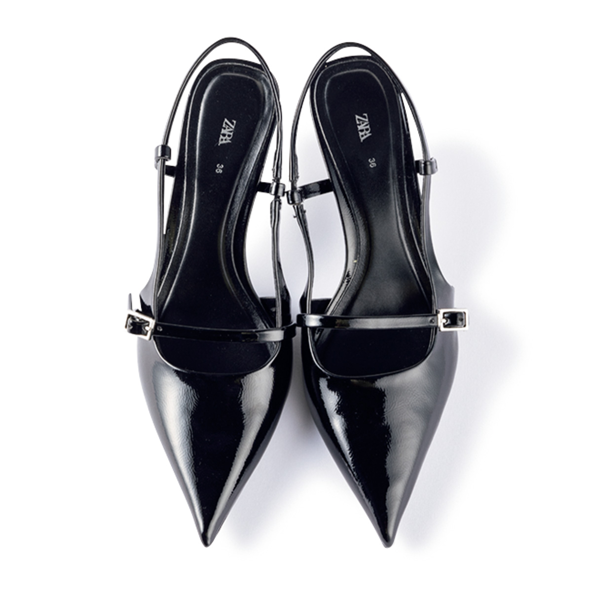 ZARAの黒シューズ