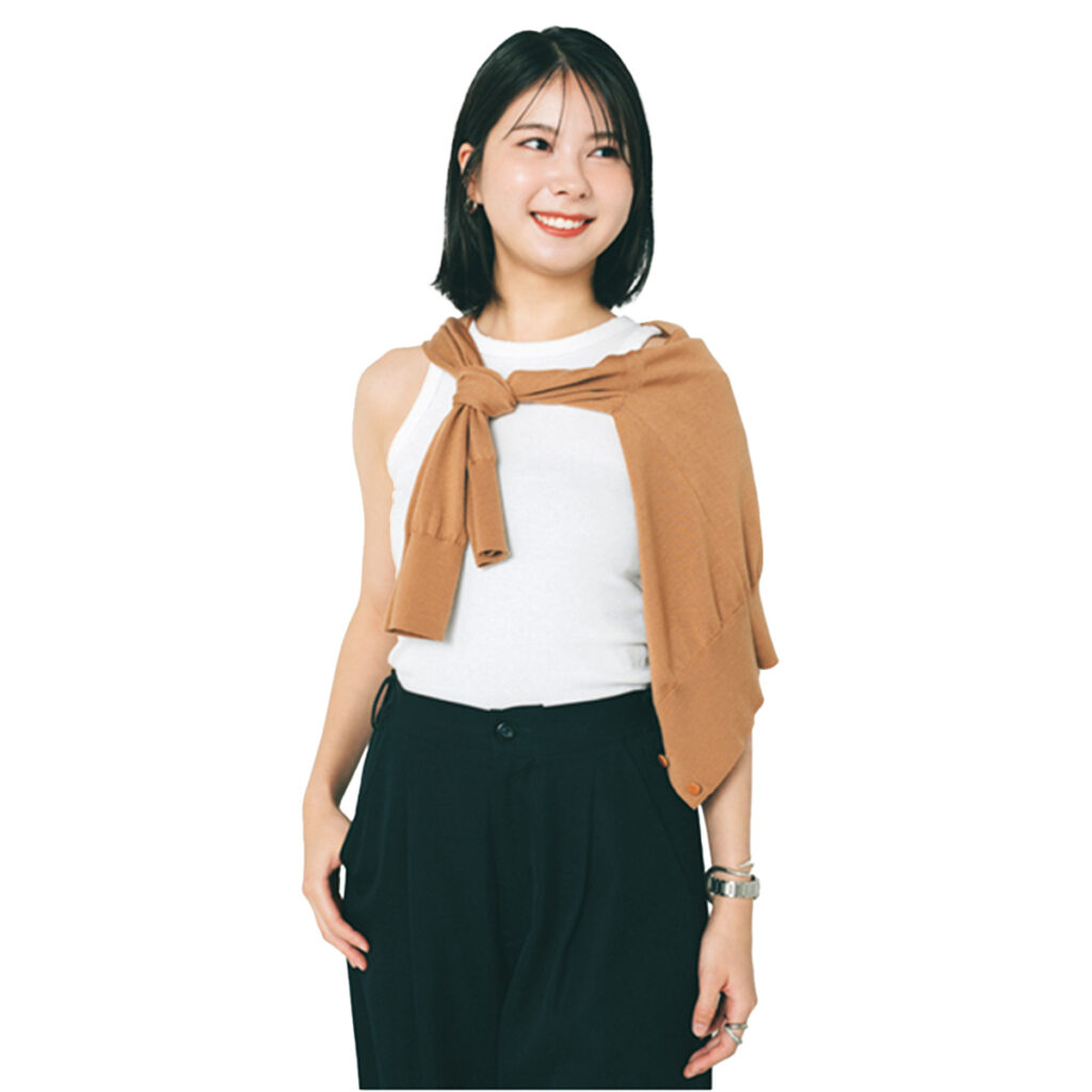 カーディガンのネクタイ巻き