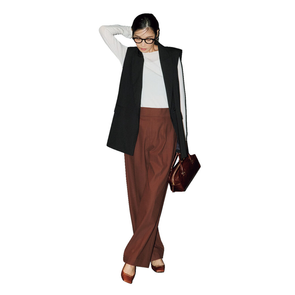 シアーロンTとジレのコーデ