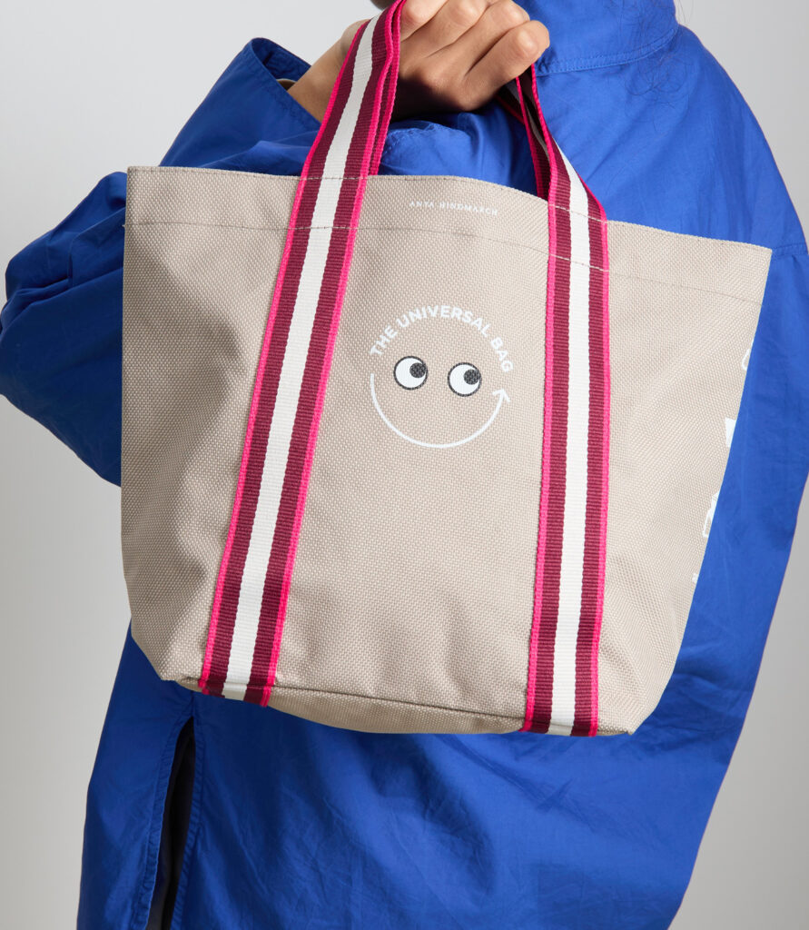 アニヤ・ハインドマーチ】ミニサイズが登場！「成城石井