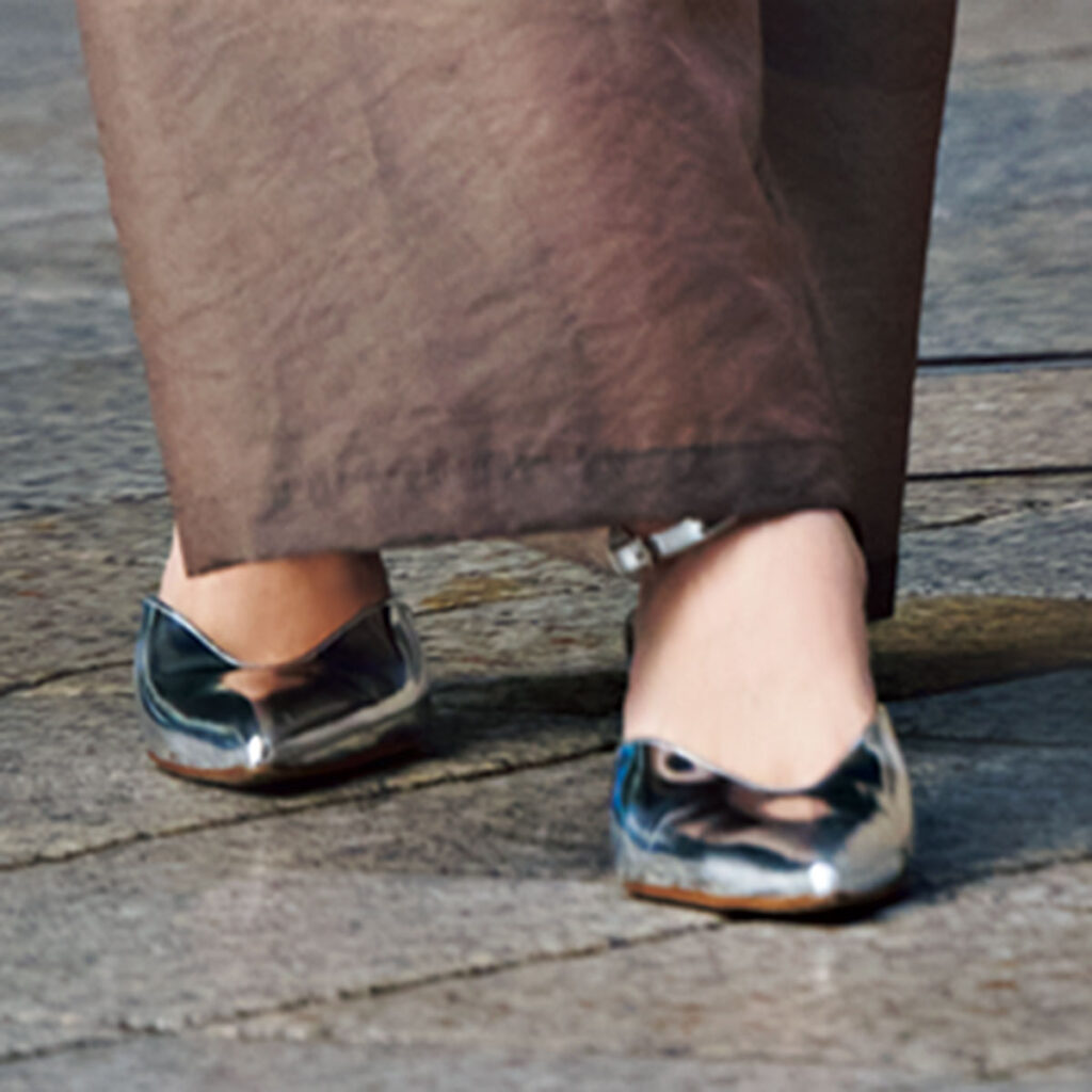 シルバーパンプス,お呼ばれシューズ