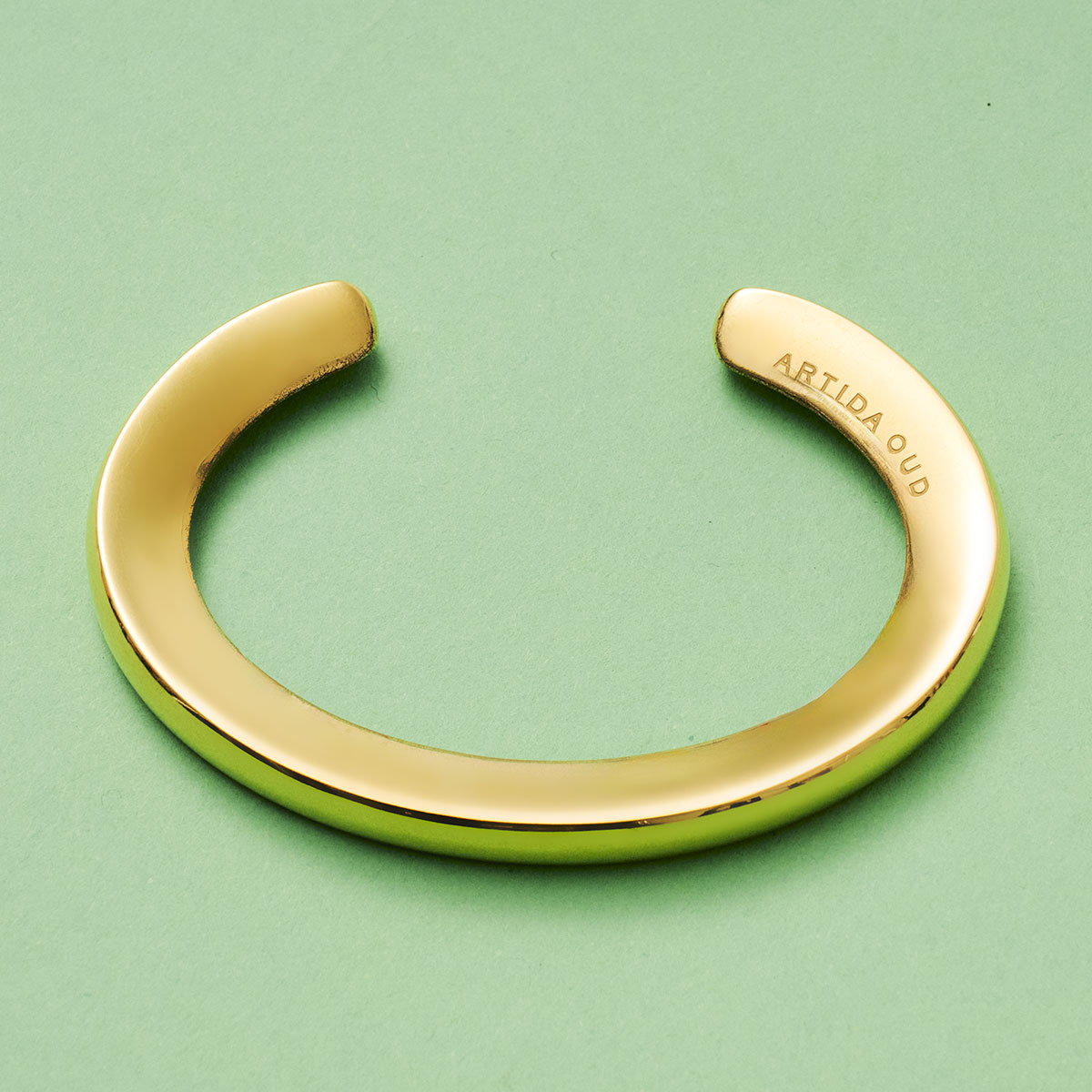 ARTIDA OUDのバングル