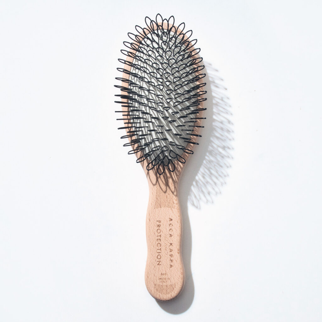 ACCA KAPPAの「プロテクションヘアブラシ no.946」