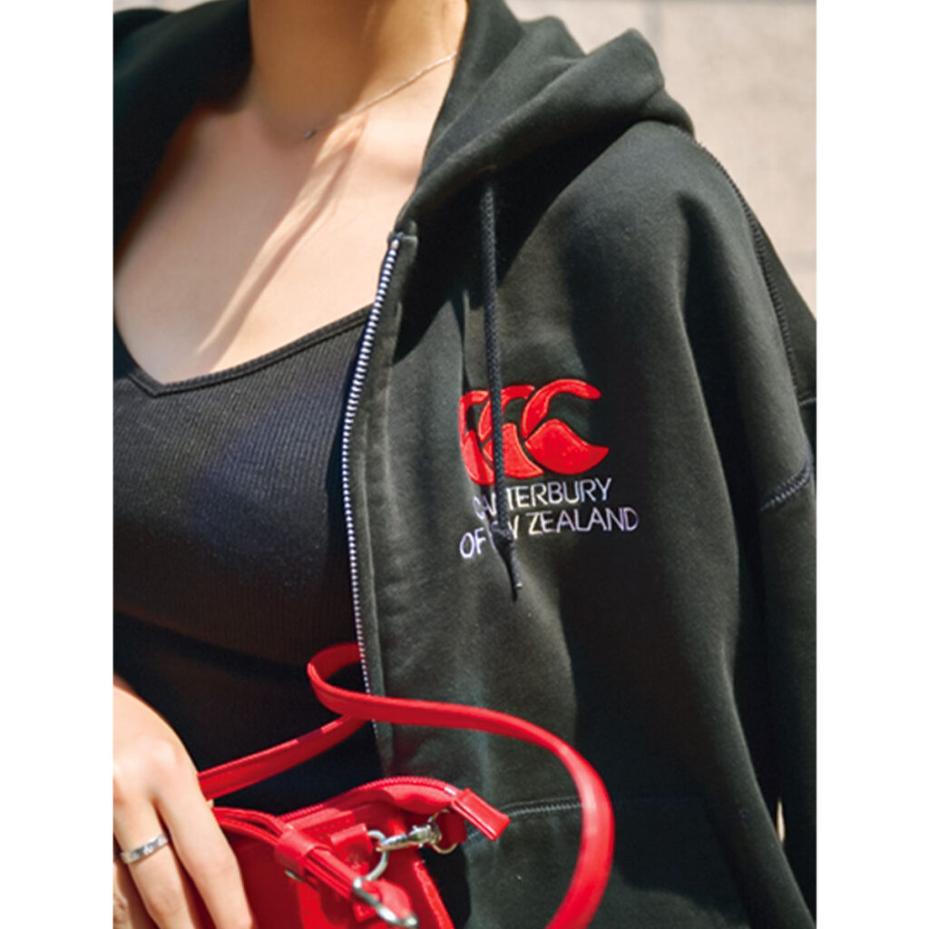 カンタベリーのフーディー