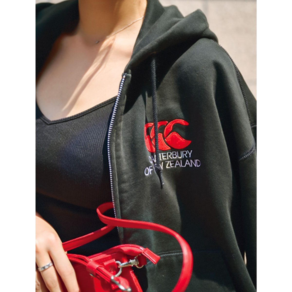 カンタベリーのフーディー