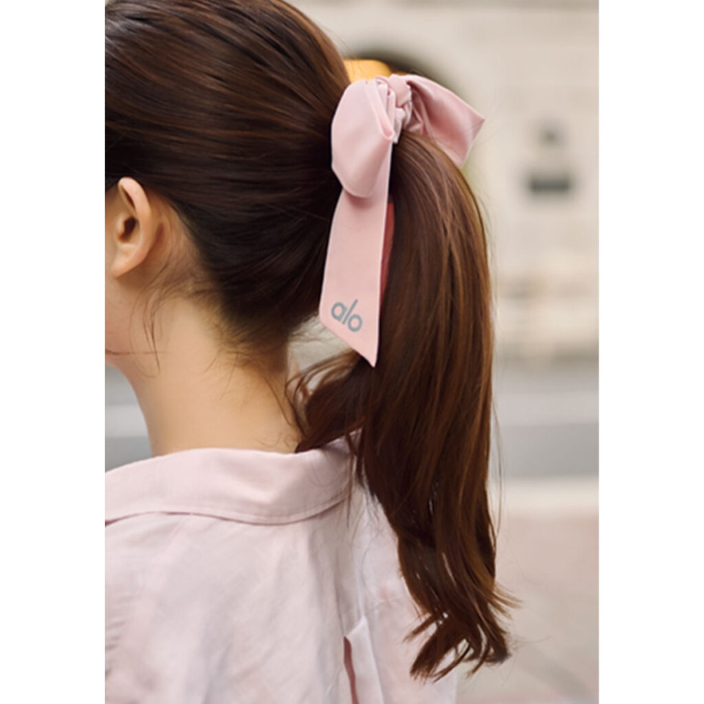 aloのナイロン素材のピンクリボン