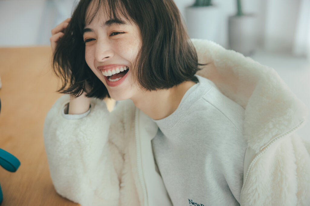 フェイクファーアウターのコーデ