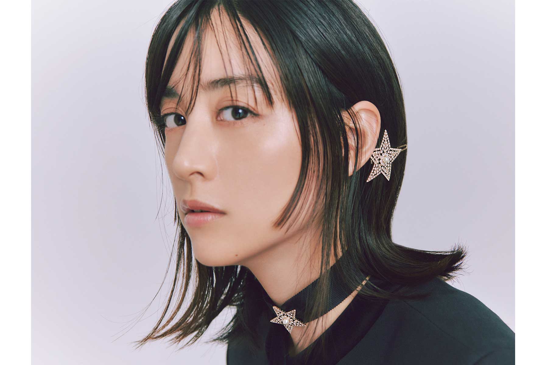 ディオールのチョーカーとバレッタ