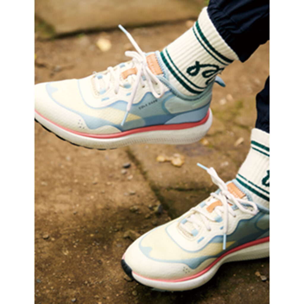 マルボンゴルフのソックスとコールハーンの靴