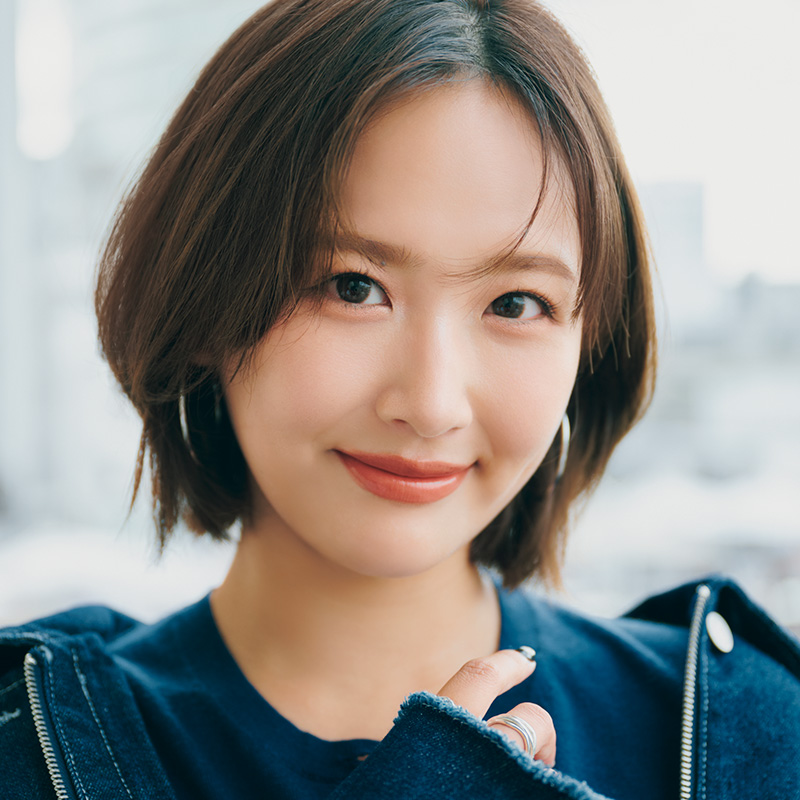 【ボブヘア】キレイめ読者に『クセ毛風ボブ』続々！小顔効果も絶大なセット方法って？