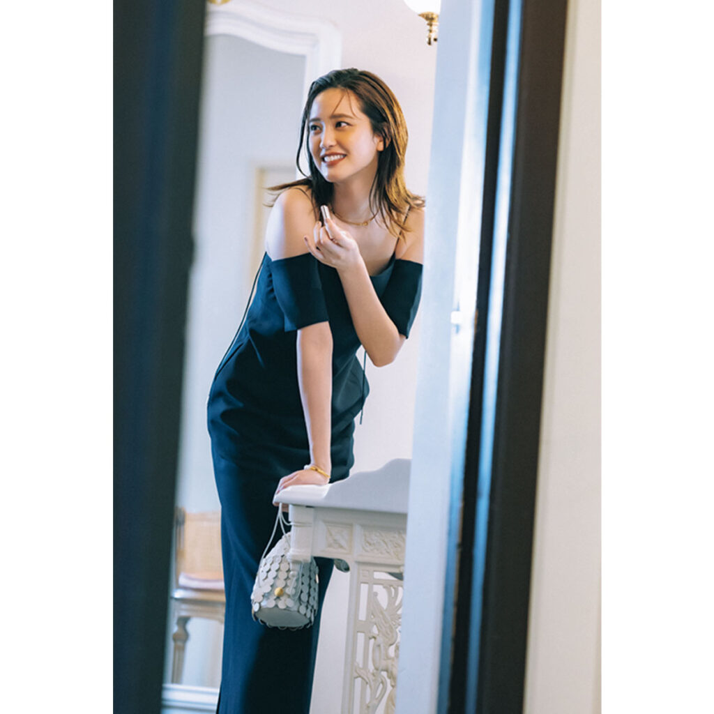 Ⅰラインワンピのお呼ばれコーデ