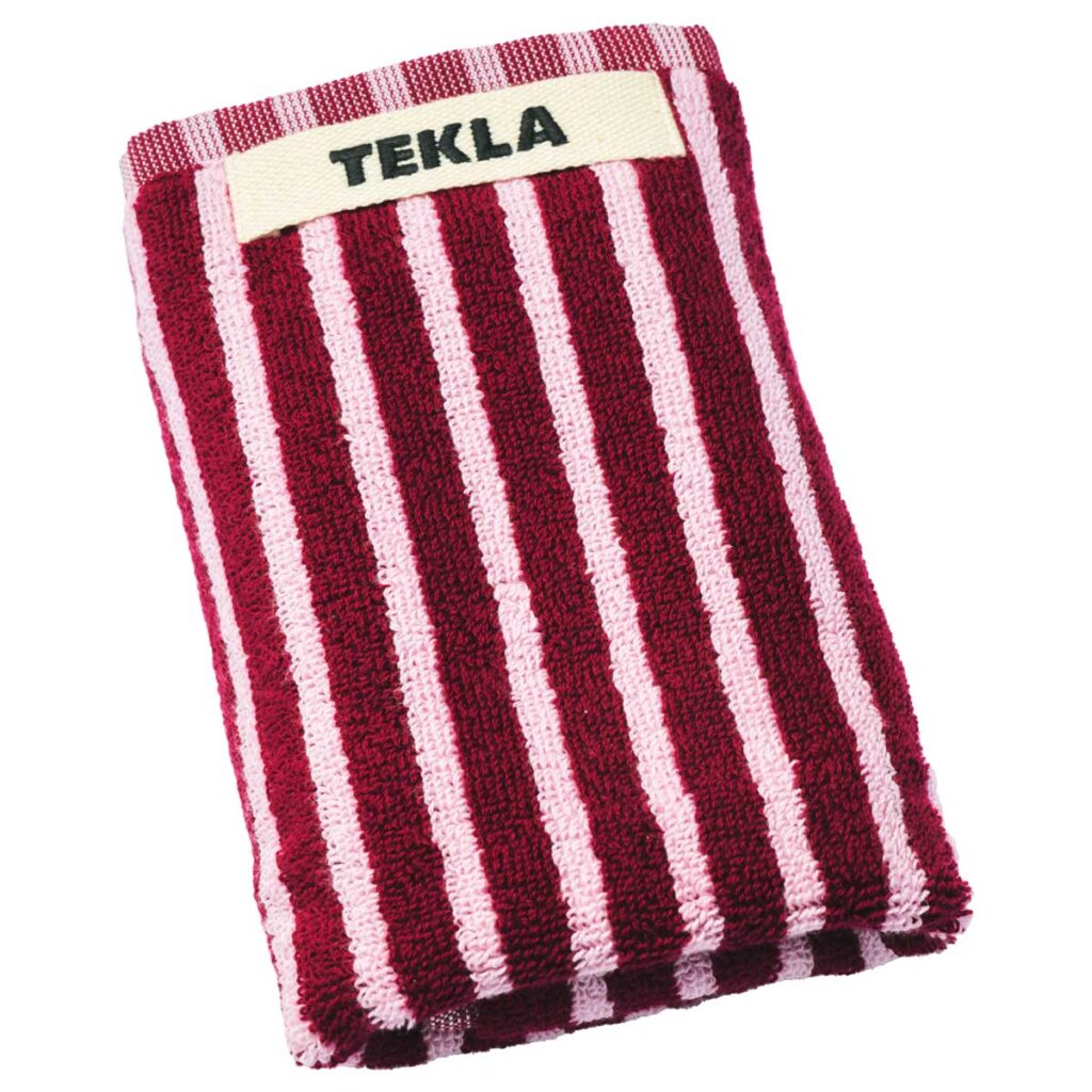 テクラのハンドタオル