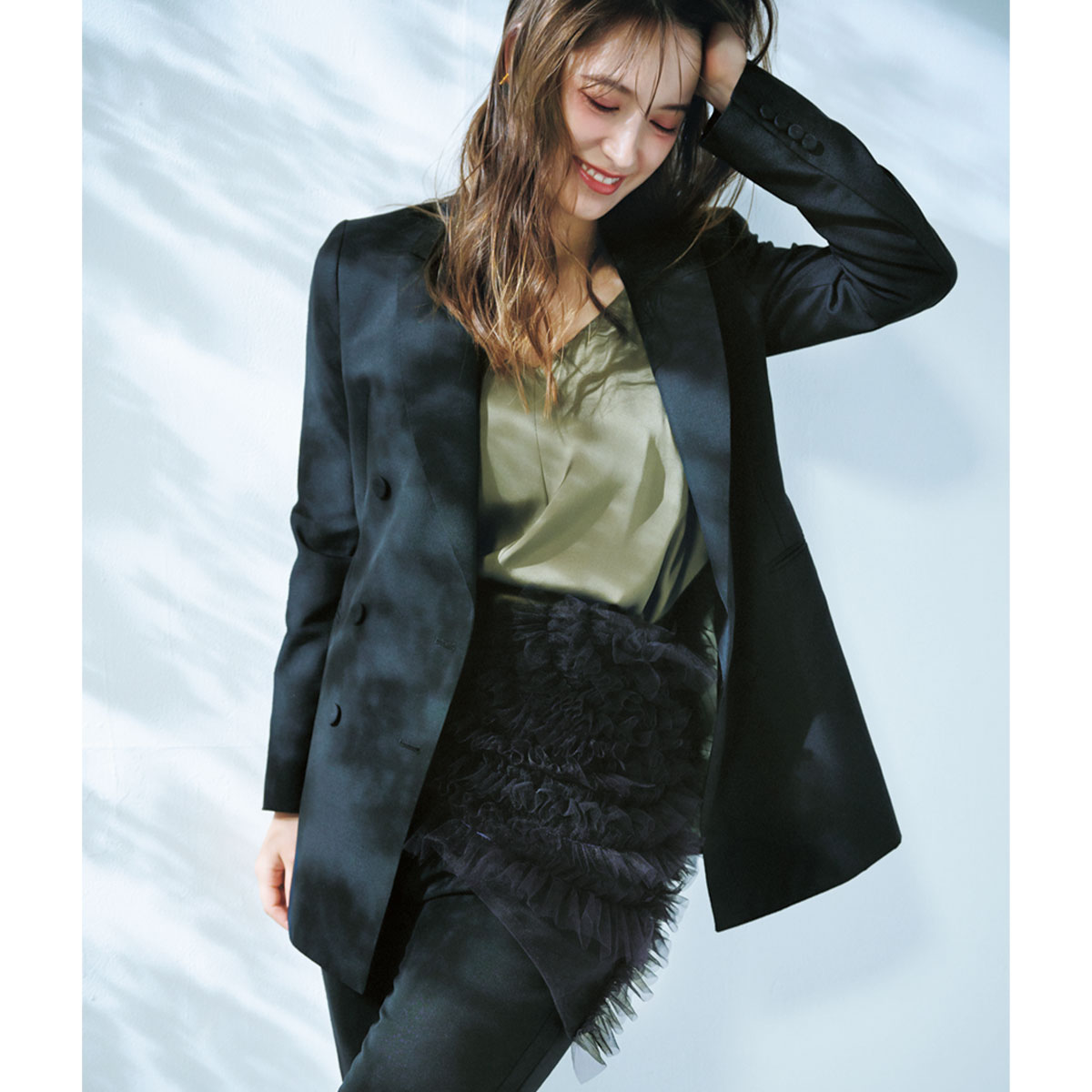 ジャケパンスタイルのお呼ばれコーデ