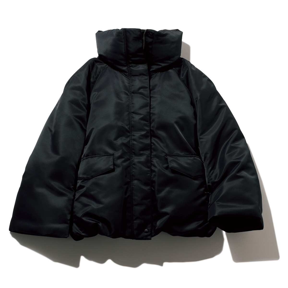 PLSTのパフテッドジャケット