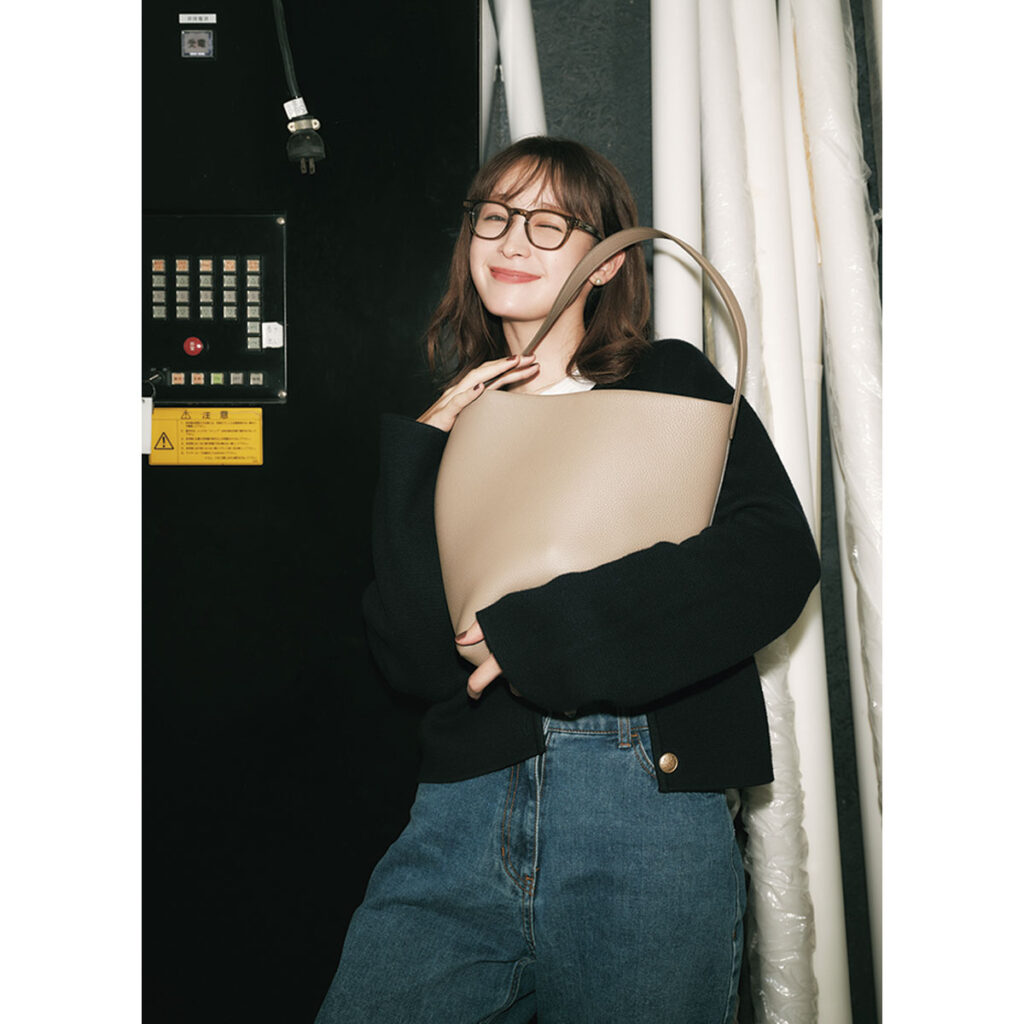 THE ROWのMedium N/S Park