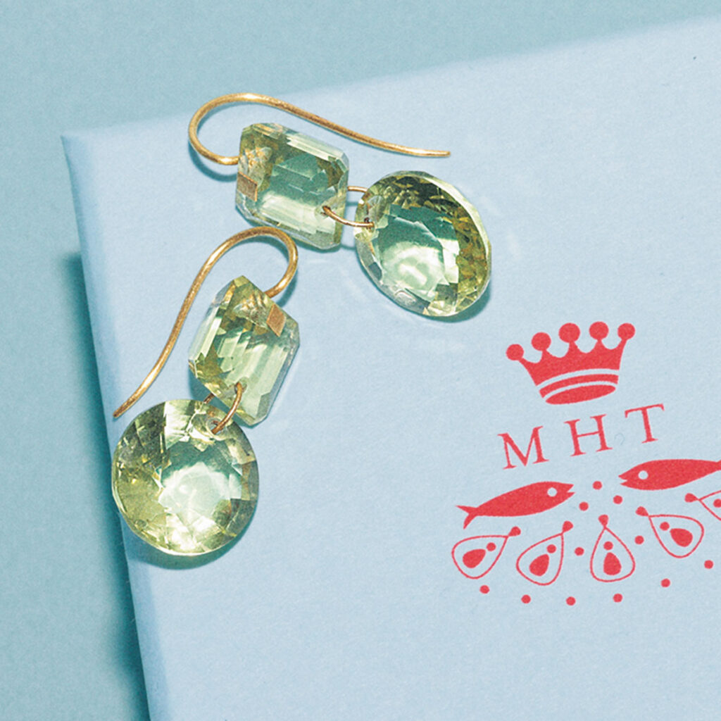 MARIE-HÉLÈNE DE TAILLACのピアス