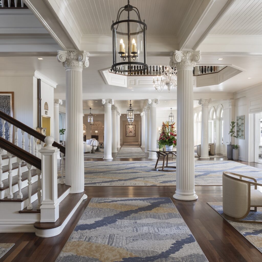 モアナサーフライダー ウェスティン リゾート＆スパ ワイキキビーチのロビー