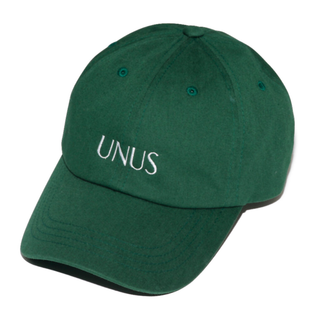 UNUSのキャップ