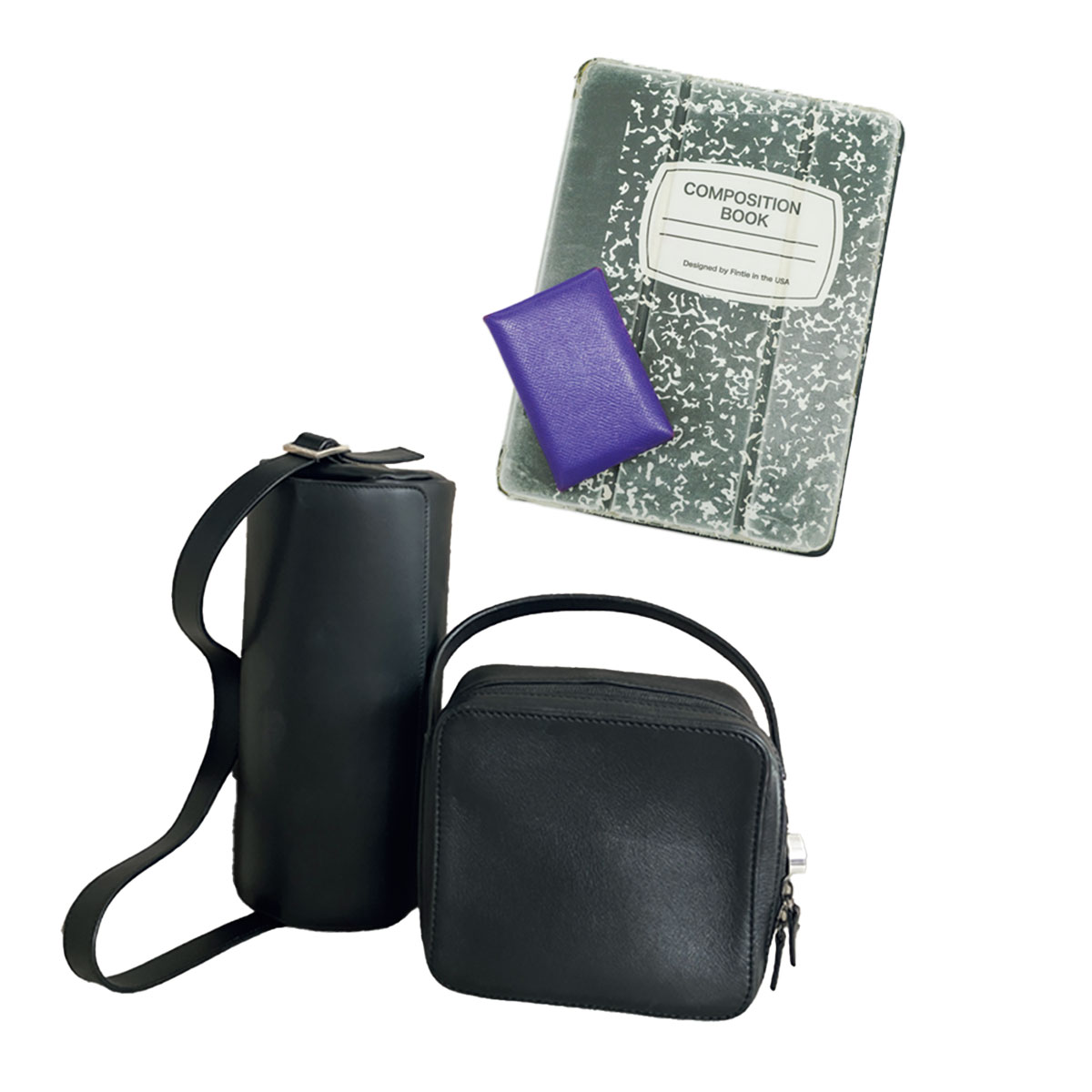 エルメスの名刺入れとi Padと黒バッグ