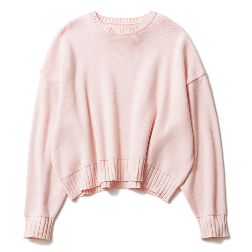 ベビーピンクのハイゲージニット