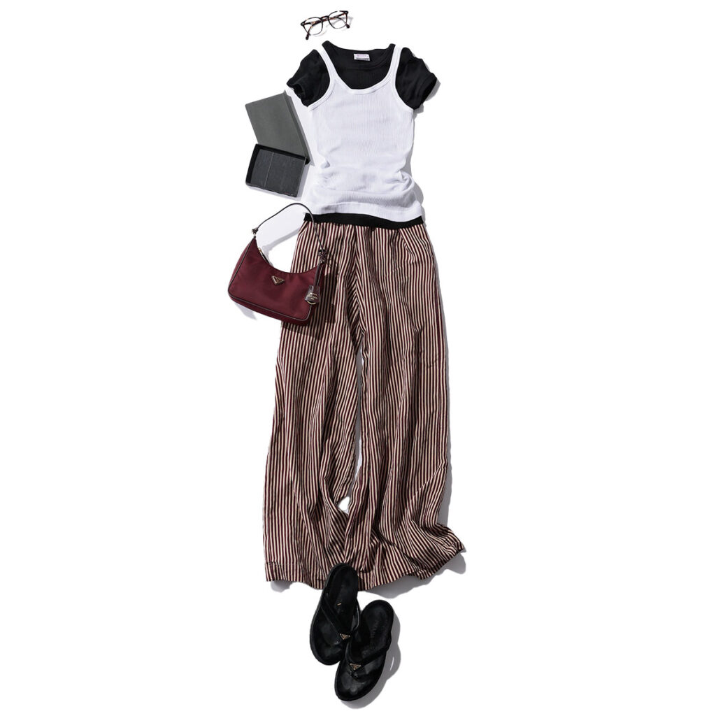 Tシャツ＋タンクのレイヤードコーデ