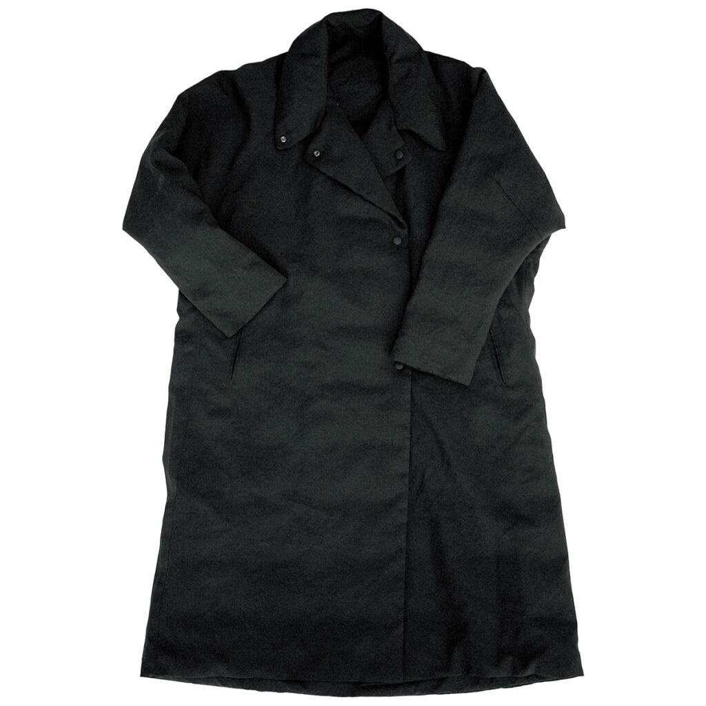 カリテのロングダウンコート