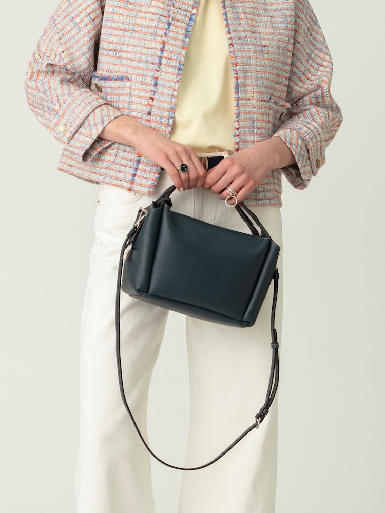 トッズのロンハーマン別注バッグ　ネイビー