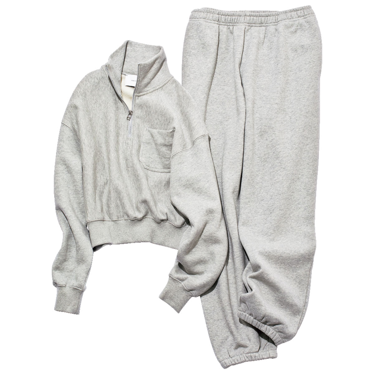 ハーフジップスウェットトップスとパンツ