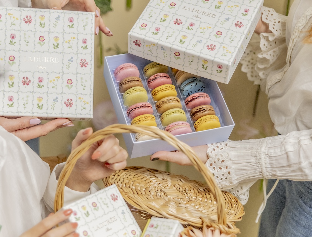 ラデュレの2026年イースターの限定マカロンボックス