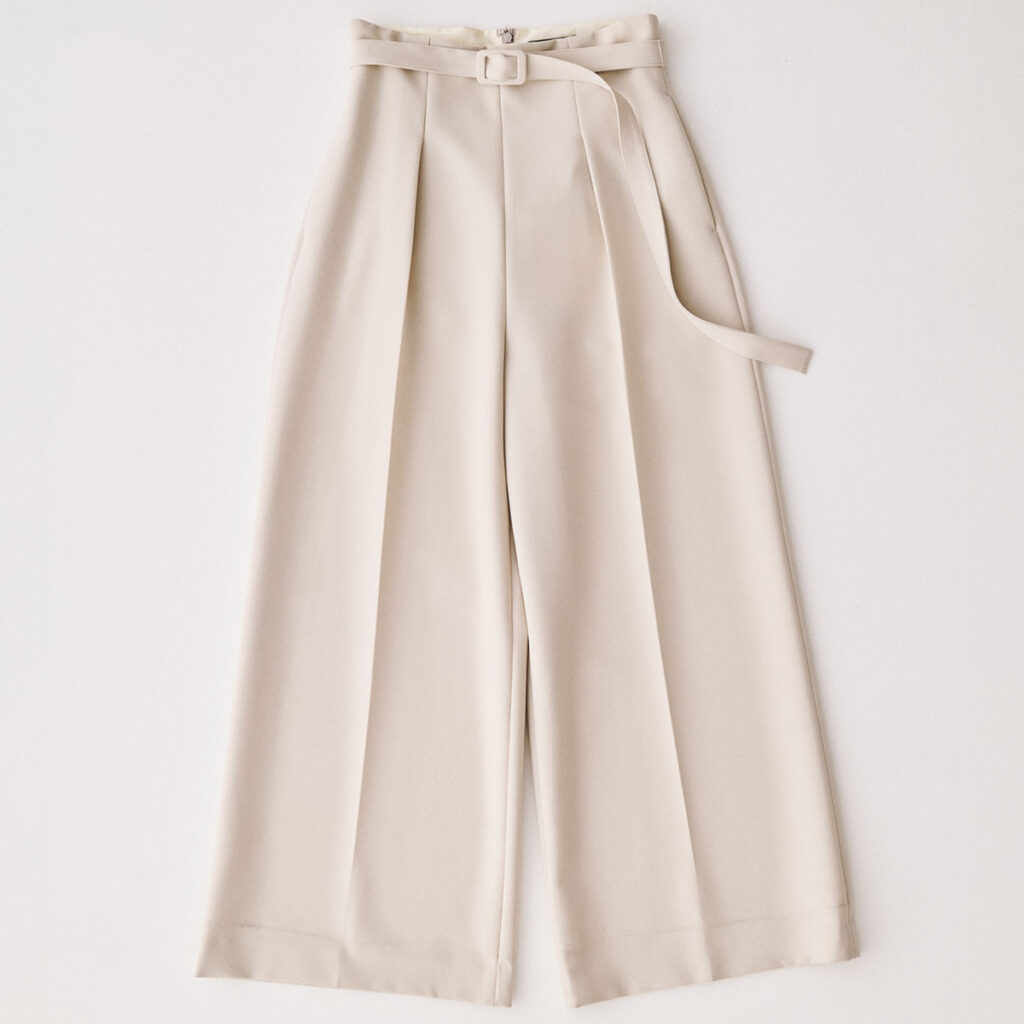 ベルト付きセンタープレスパンツ