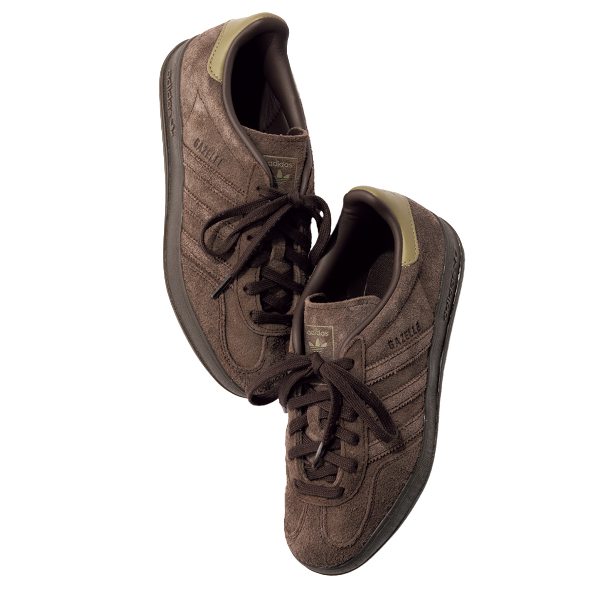 深みのあるブラウンスニーカー