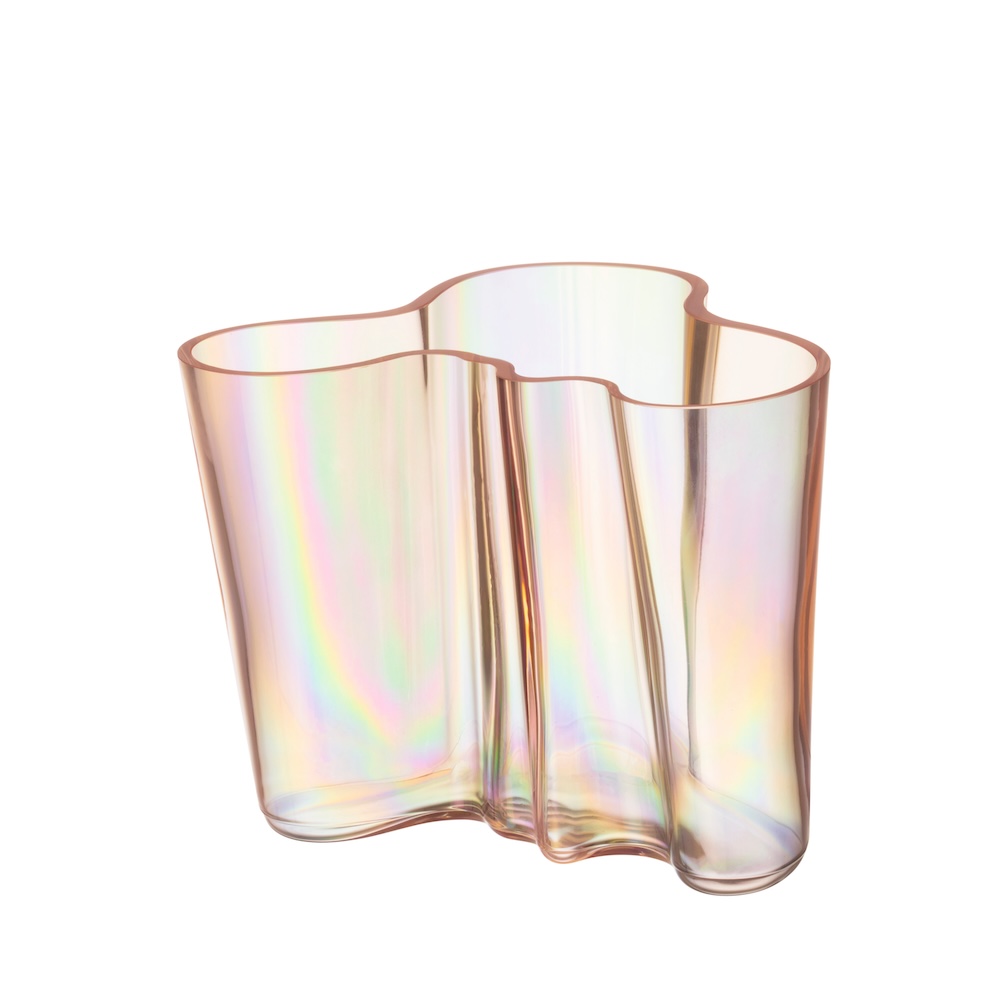 イッタラのアアルトベース誕生90周年記念の数量限定コレクションAalto City Vaseのコペンハーゲンデザインの花瓶