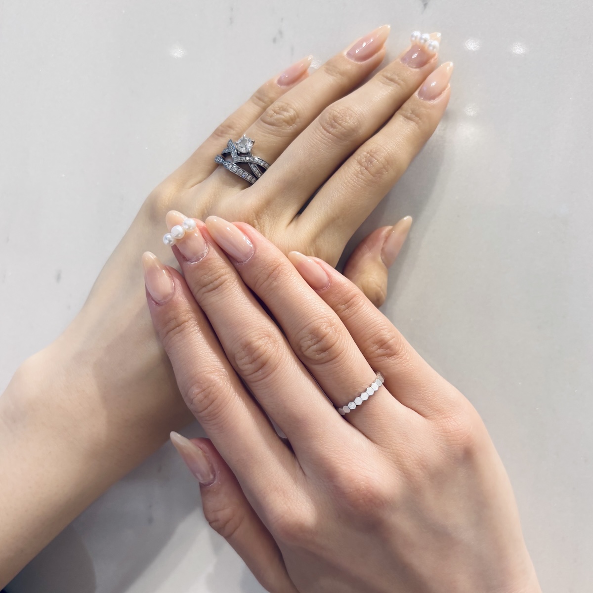 ショーメ　ビー ドゥ ショーメ　リングの着用画像